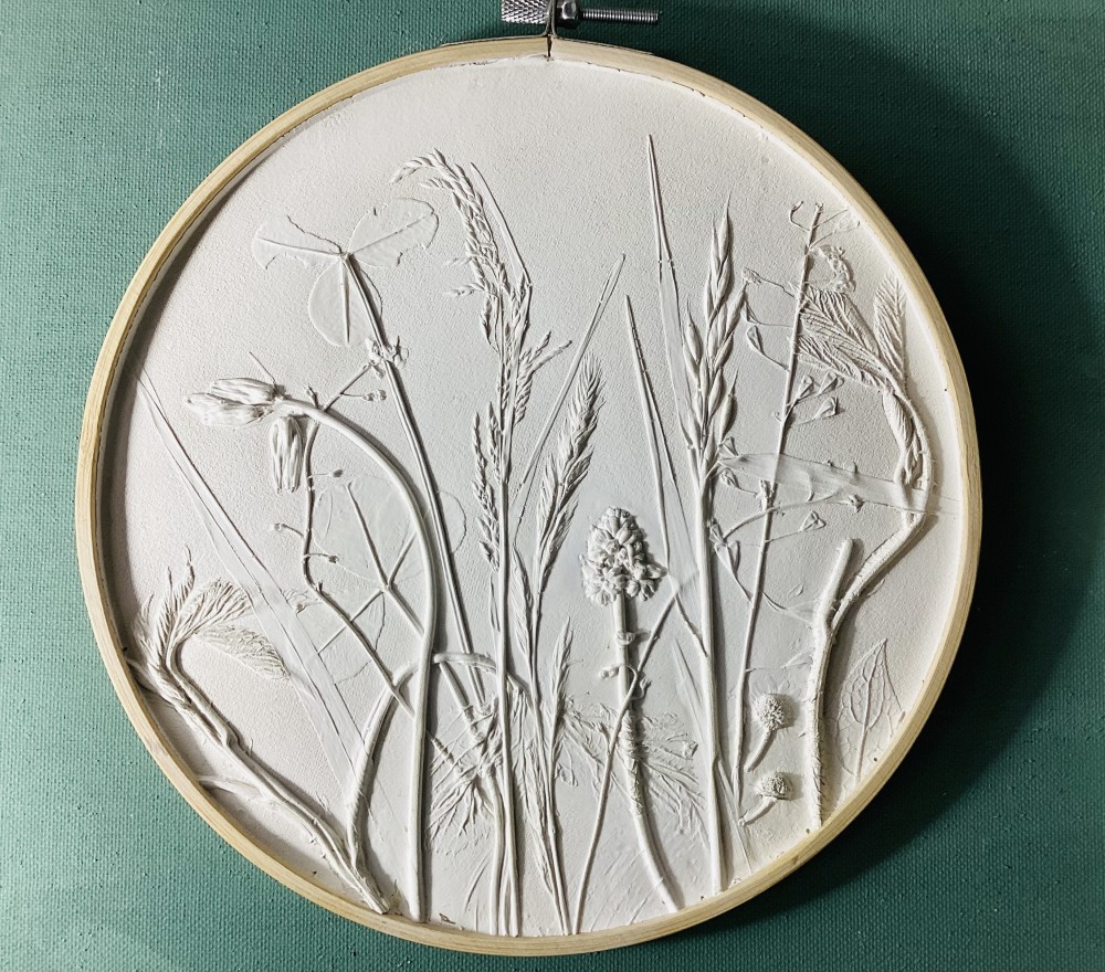 Relief rund Sommer