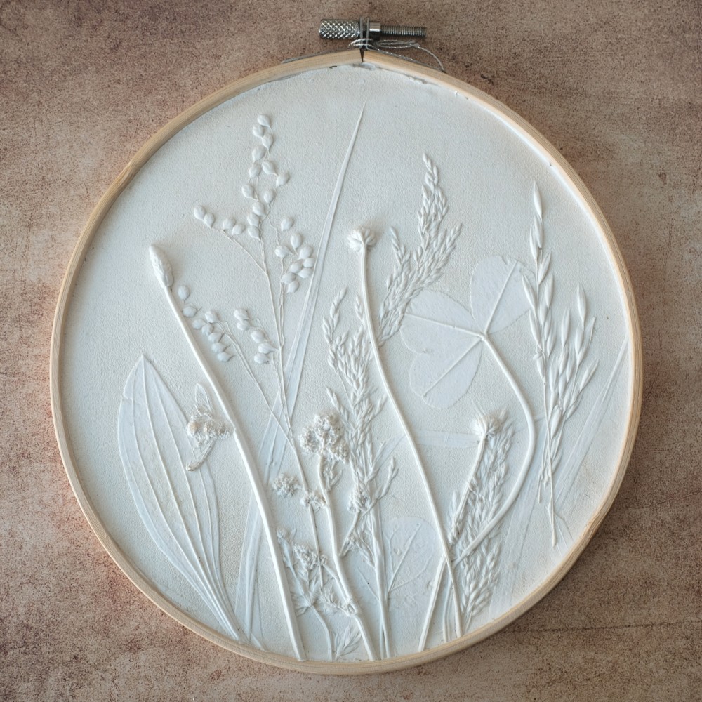 Relief rund Sommer
